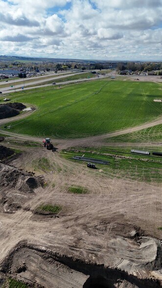 4 W Moody Rd 4 W Moody rd, Rexburg, ID à vendre - Vidéo sur l’inscription commerciale - Image 3 de 17