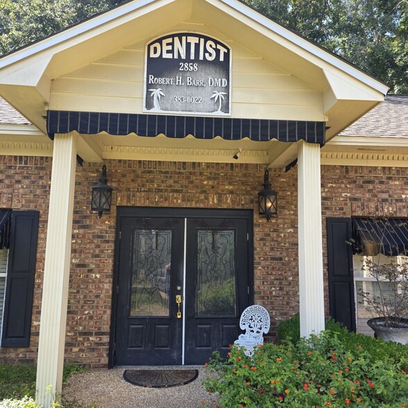 2858 Remington Green Cir, Tallahassee, FL for sale - Building Photo - Image 2 of 6