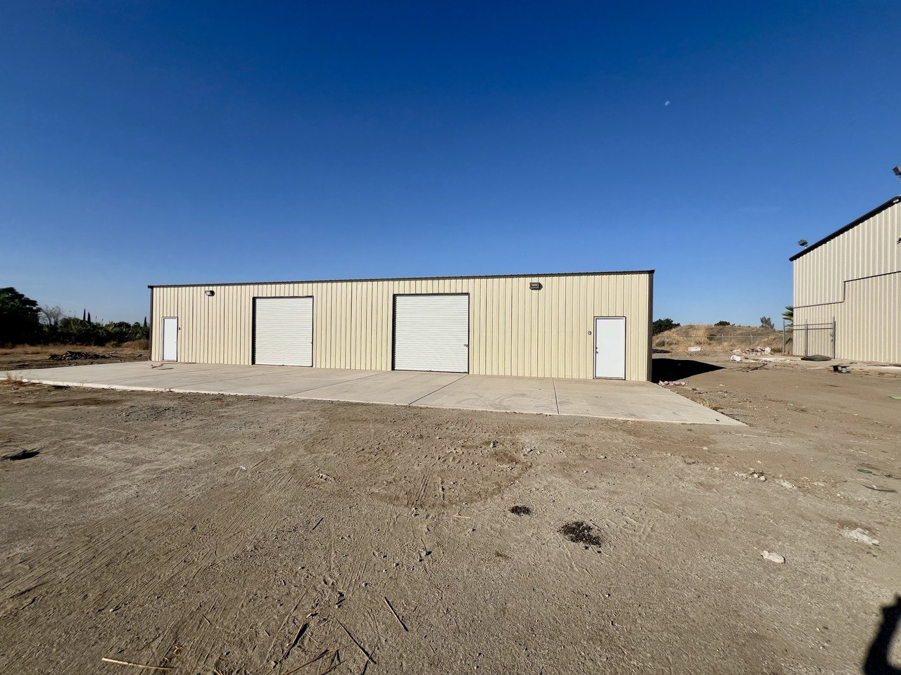 731 E River Ave, Porterville, CA for lease Building Photo- Image 1 of 22