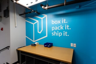 204 12th St, Des Moines, IA for lease Interior Photo- Image 1 of 14