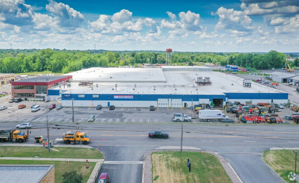 6361 Thompson Rd, Syracuse, NY à louer - Photo du bâtiment - Image 1 de 5