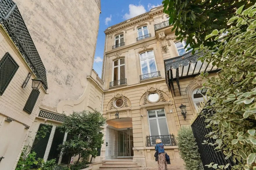 9-11 Avenue Franklin D. Roosevelt, Paris for lease - Building Photo - Image 1 of 14