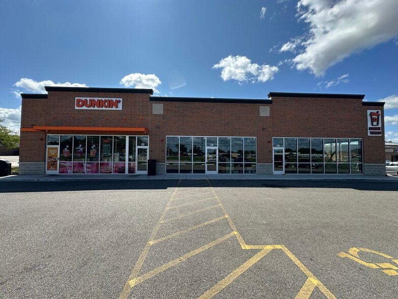 320 W Chrysler Dr, Belvidere, IL à louer - Photo du bâtiment - Image 2 de 2