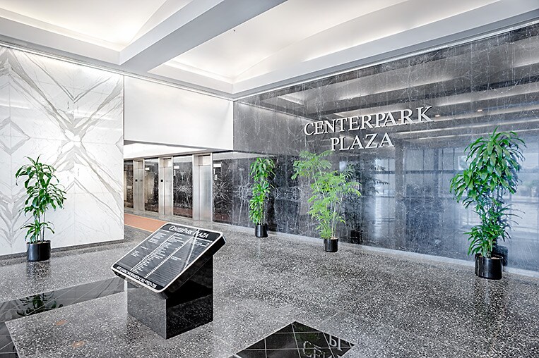 6131 Orangethorpe Ave, Buena Park, CA à louer - Hall d’entrée - Image 3 de 5