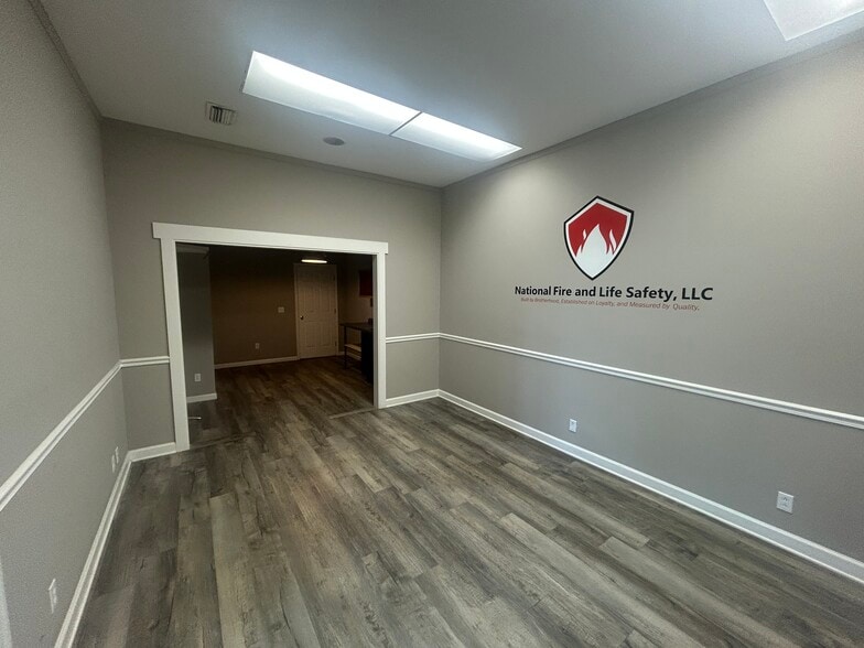 125 Glancy St, Goodlettsville, TN for sale - Building Photo - Image 2 of 21