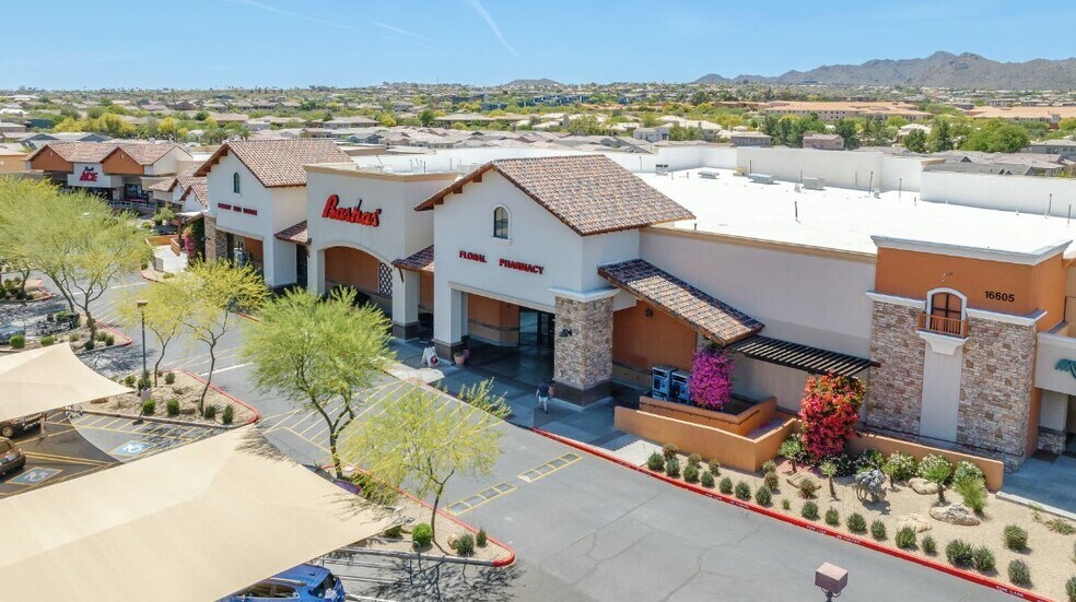 16605 Palisades Blvd, Fountain Hills, AZ à louer - Photo du bâtiment - Image 1 de 8