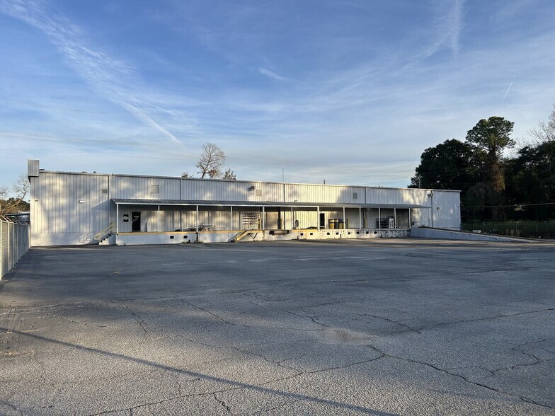 518 W Roosevelt Ave, Albany, GA à vendre - Photo du bâtiment - Image 2 de 9