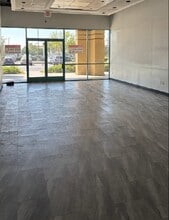25312 Madison Ave, Murrieta, CA for lease Interior Photo- Image 2 of 5