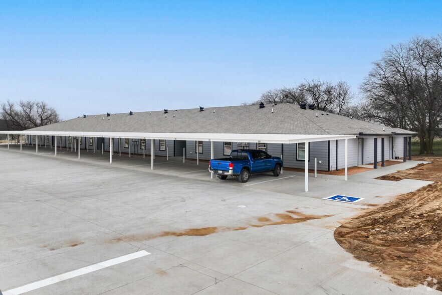 8092 County Road 604, Alvarado, TX à vendre - Photo du bâtiment - Image 2 de 21