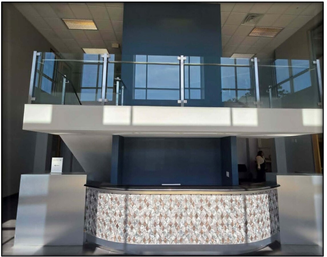 5402 W Laurel St, Tampa, FL 33607 - Unit 1A/C 201/2 -  - Lobby - Image 1 of 15