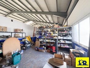 Industrial in Cuenca, Cuenca for sale Interior Photo- Image 2 of 11