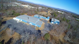 144 Industrial Dr, Forest City NC - Entrepôt