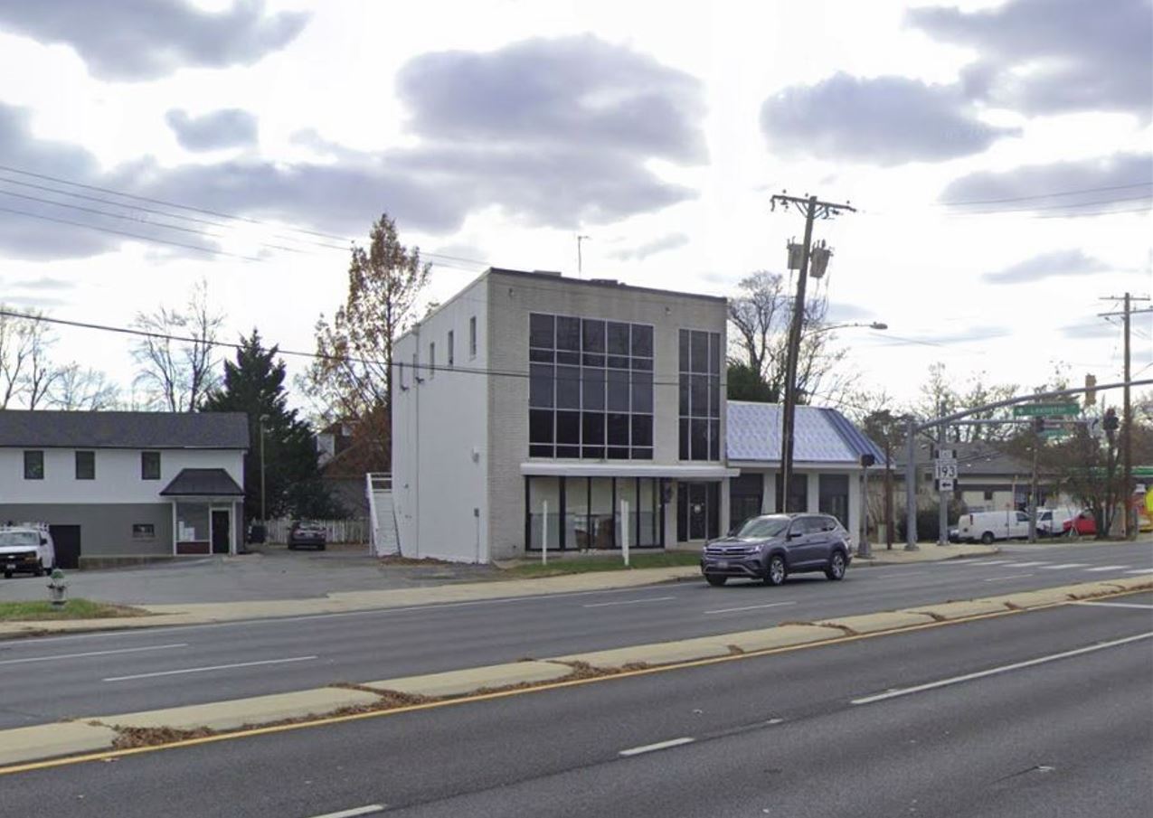 3610-3612 University Blvd W, Kensington, MD à louer Photo du bâtiment- Image 1 de 4