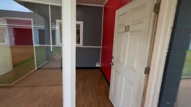 511 N Cobb St, Milledgeville, GA à louer - Vidéo sur l’inscription commerciale 