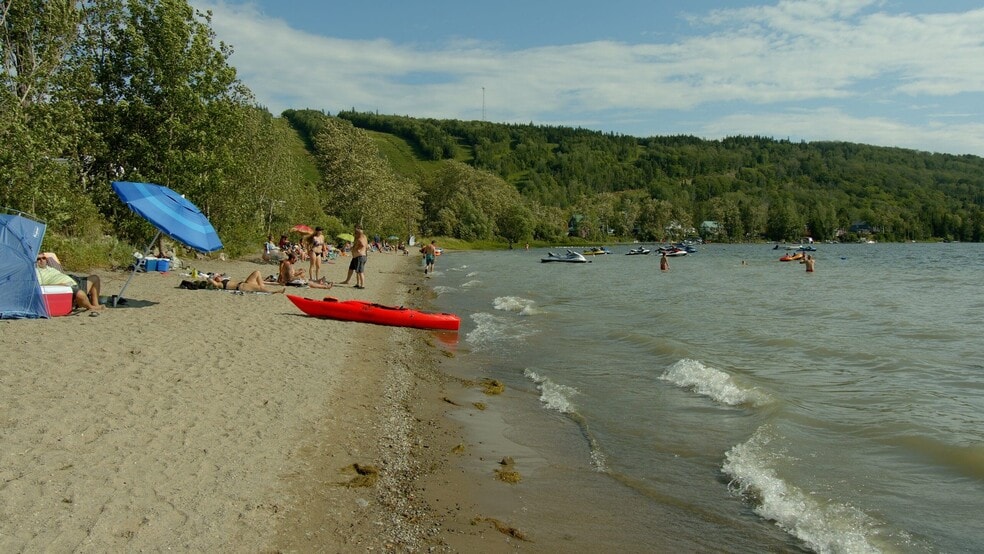 109 Ch Du Lac S, Saint-mathieu-de-rioux, QC à vendre - Photo du bâtiment - Image 3 de 7