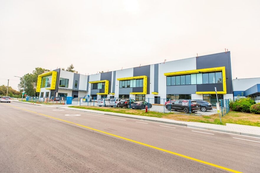 11928 Machrina Way, Richmond, BC for lease - Building Photo - Image 2 of 5