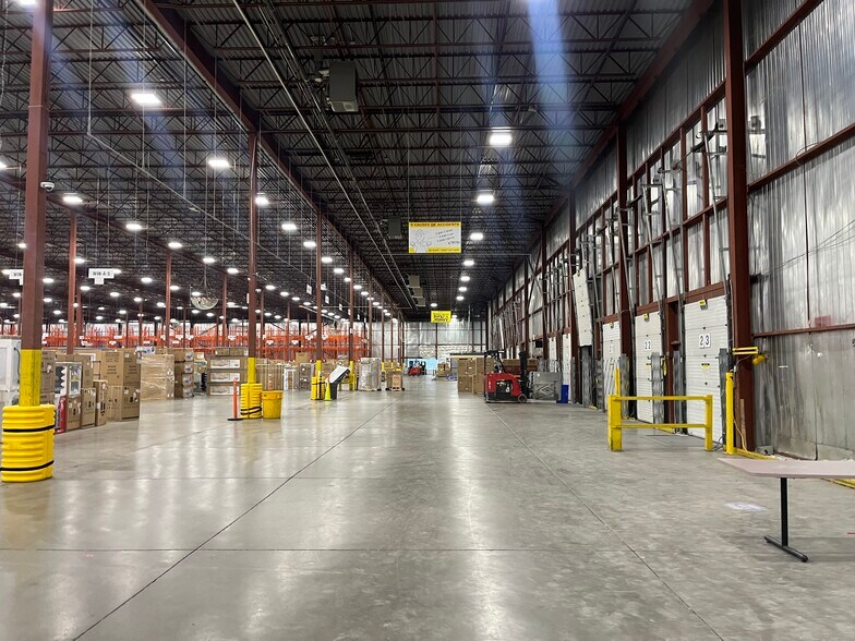 6099 Mclaughlin Rd, Mississauga, ON à louer - Photo intérieure - Image 3 de 6