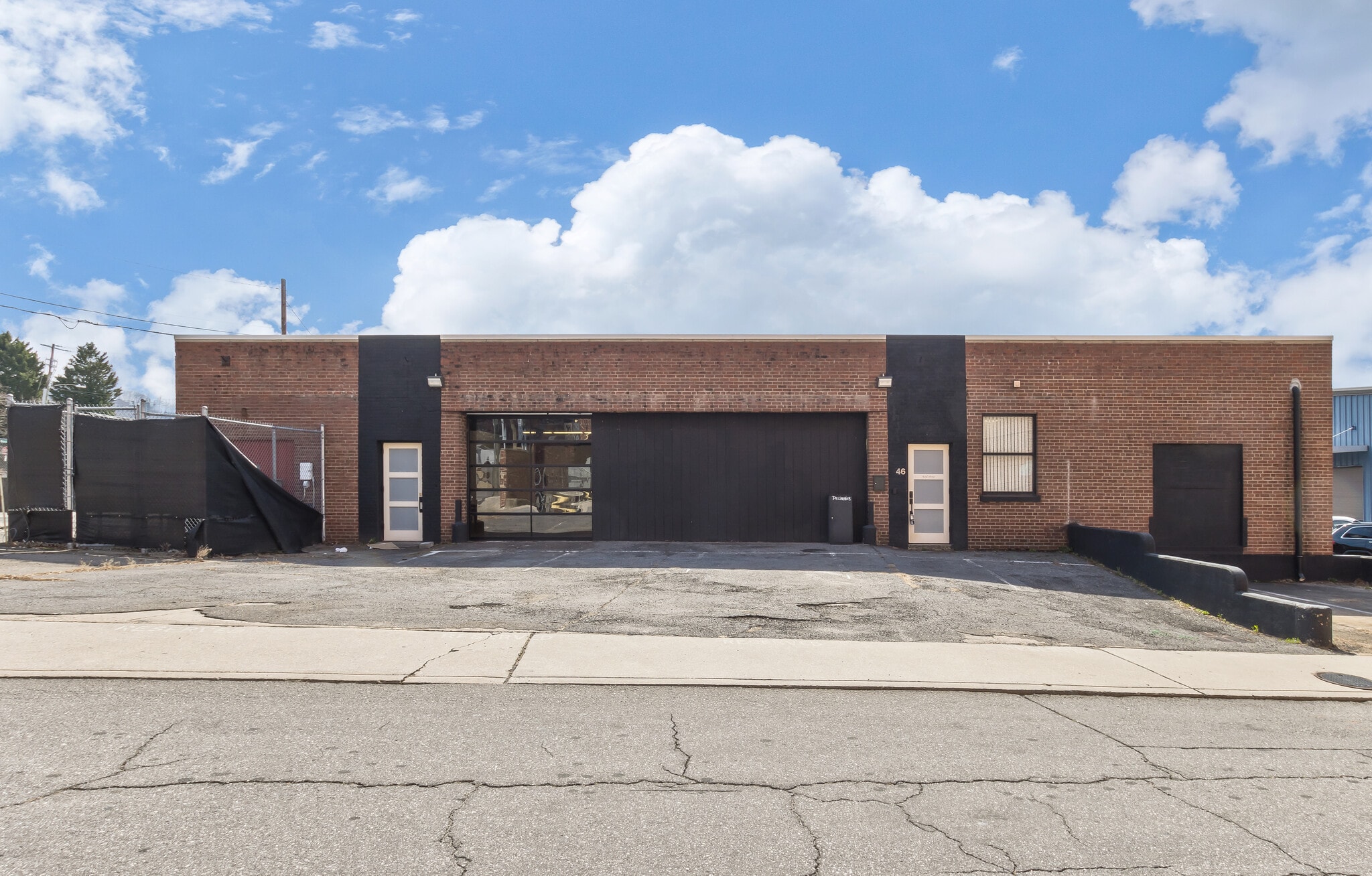 46 Aston St, Asheville, NC à louer Photo intérieure- Image 1 de 33