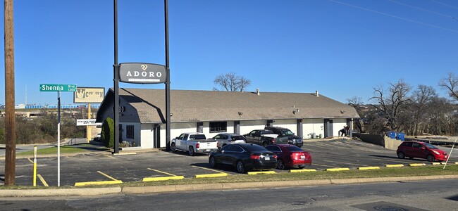 Plus de détails pour 4335 River Oaks Blvd, Fort Worth, TX - Commerce de détail à vendre