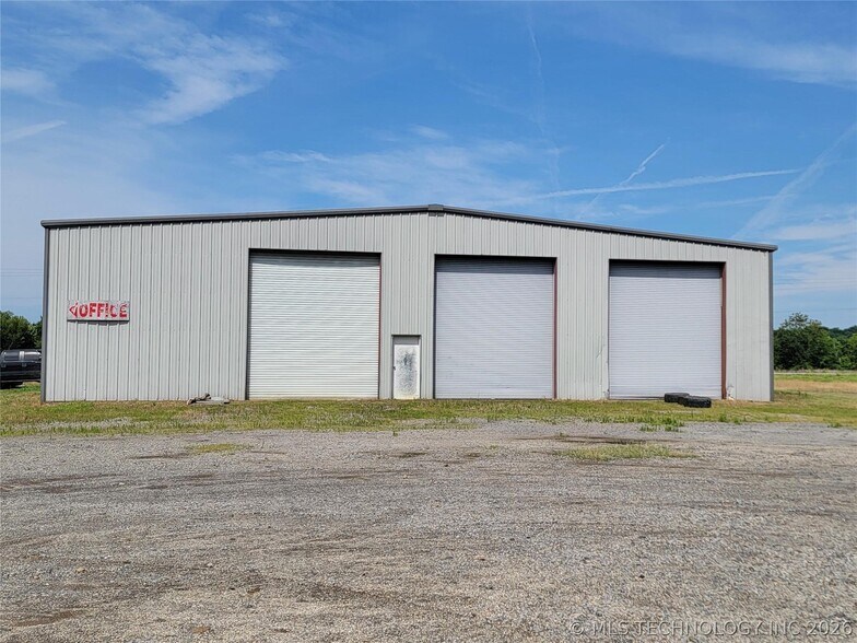 209 Highway 128 Hwy, Heavener, OK à vendre - Photo du bâtiment - Image 2 de 8