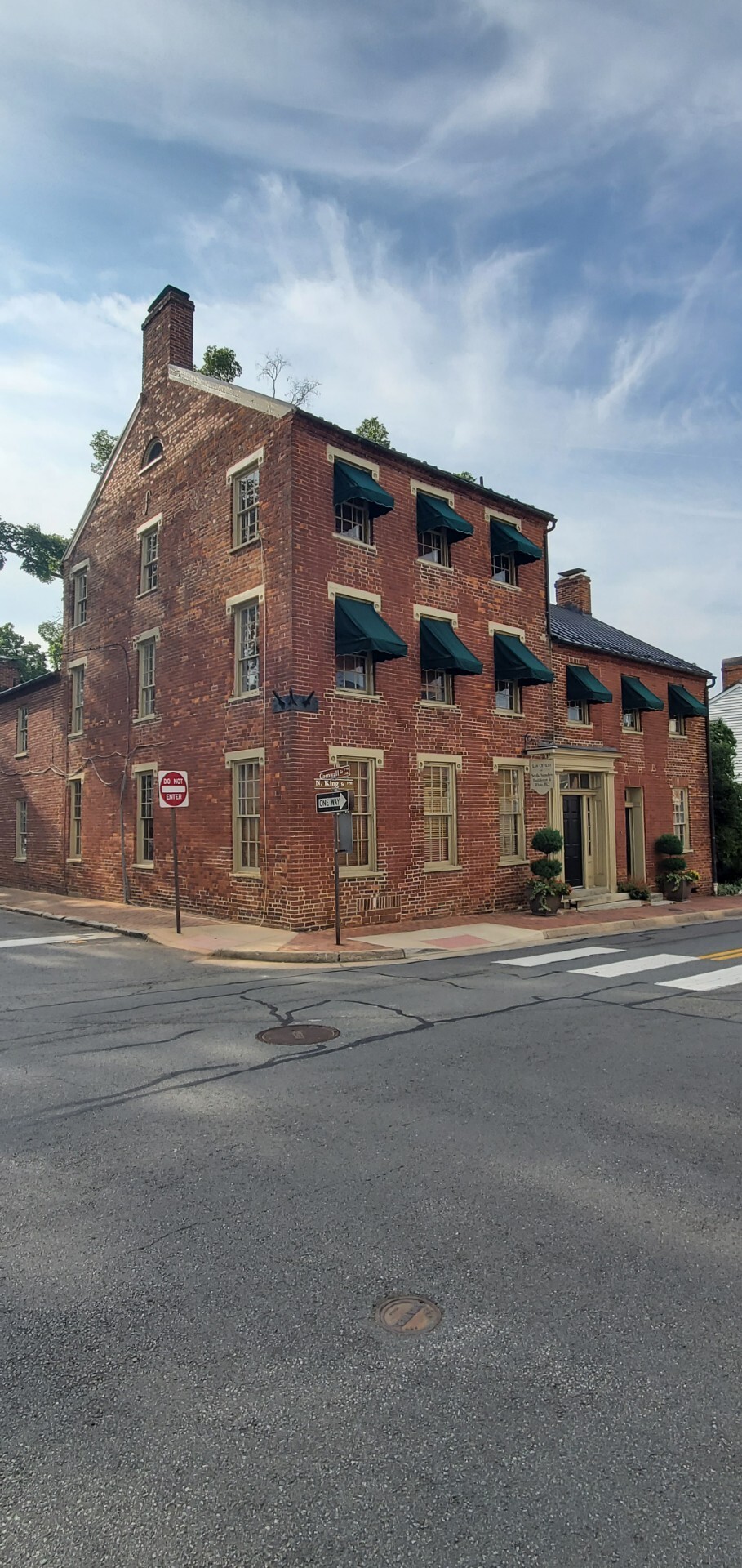 30 N King St, Leesburg, VA à vendre Photo du bâtiment- Image 1 de 2