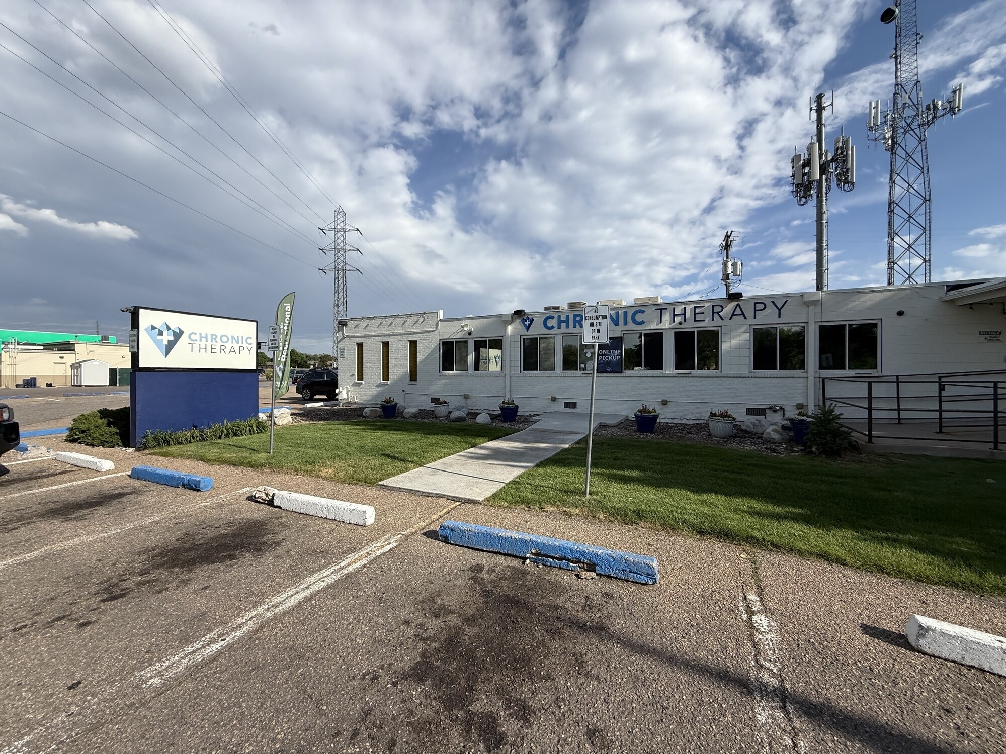 10030 W 27th Ave, Wheat Ridge, CO for sale Primary Photo- Image 1 of 28