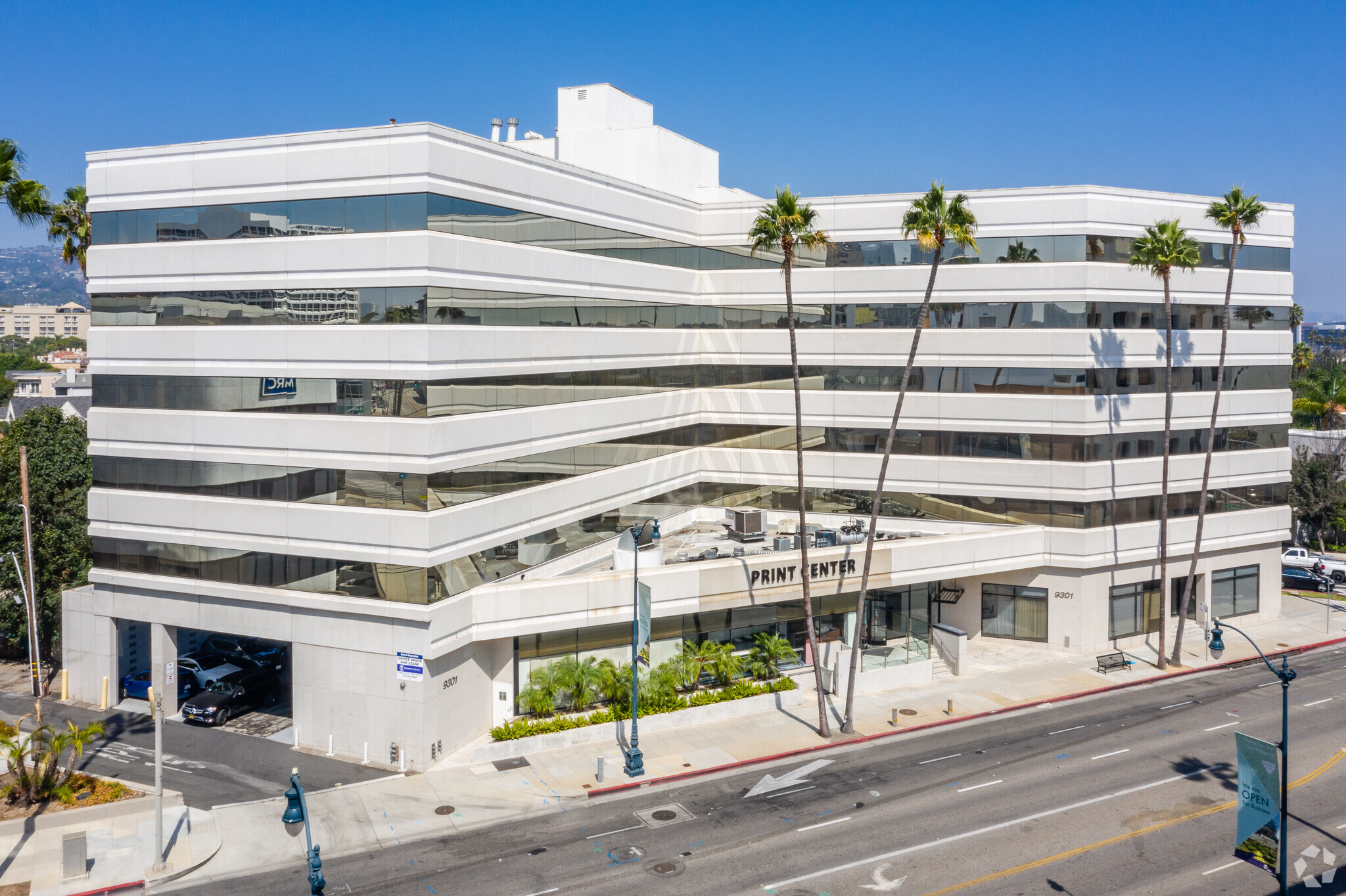 9301 Wilshire Blvd, Beverly Hills, CA for lease Primary Photo- Image 1 of 7