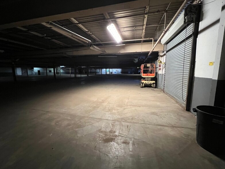 44-49 Venner Rd, Amsterdam, NY for lease - Building Photo - Image 3 of 25