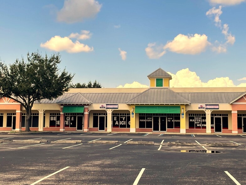 20180 N US Highway 27, Clermont, FL for lease - Building Photo - Image 2 of 16