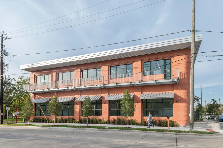 4619 Lyons Ave, Houston, TX à vendre - Photo du bâtiment - Image 3 de 9