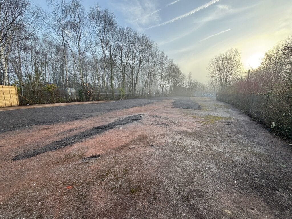 4 Mitchells Close, Romsey for lease Primary Photo- Image 1 of 9