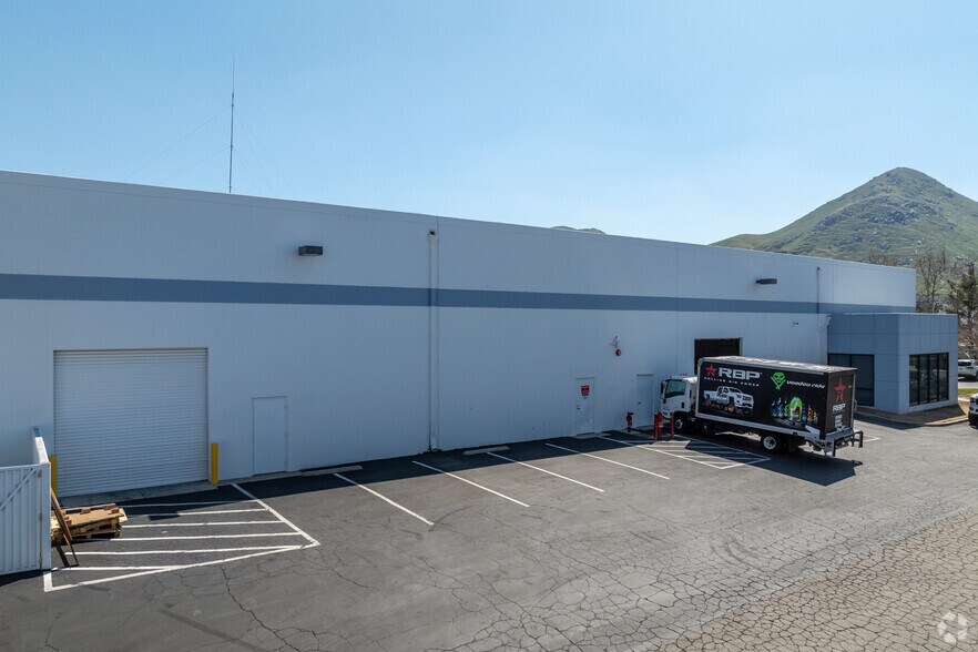 779 Palmyrita Ave, Riverside, CA à louer - Photo du bâtiment - Image 3 de 10