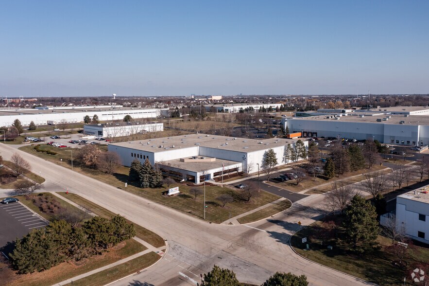 865 Muirfield Dr, Hanover Park, IL à louer - Aérien - Image 3 de 5