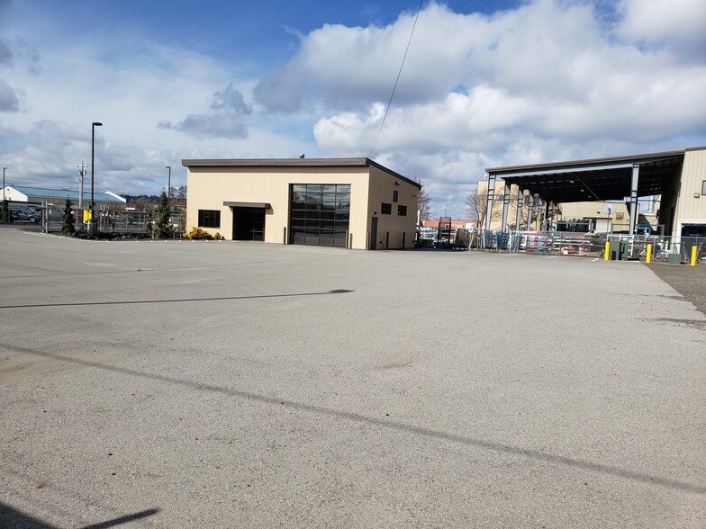 5421 E Desmet Ave, Spokane Valley, WA à vendre - Photo du bâtiment - Image 2 de 2