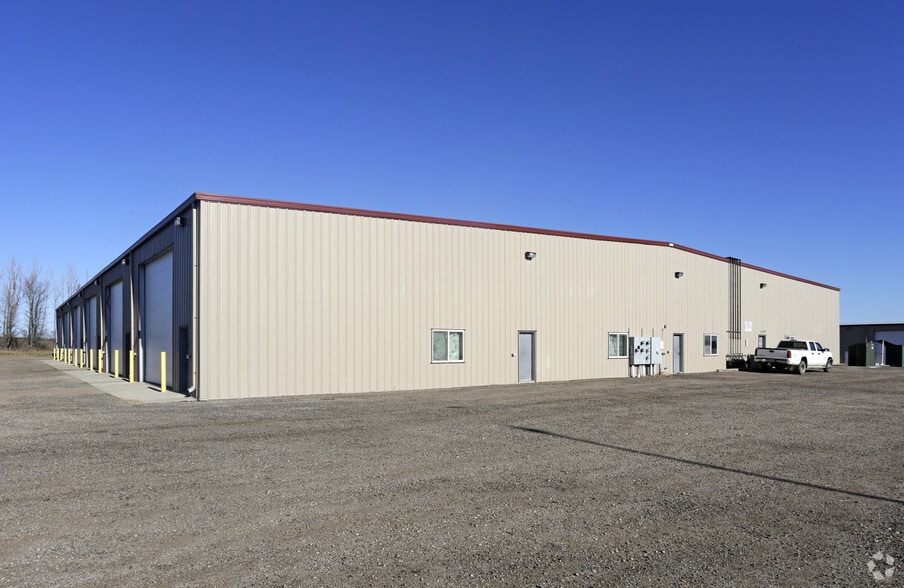 309 40th Ave NW, Minot, ND for lease - Primary Photo - Image 1 of 10