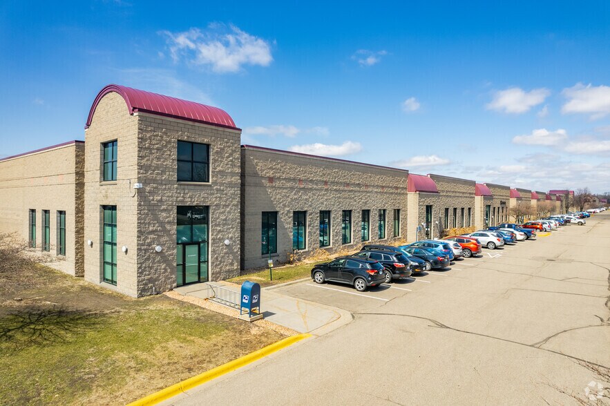 701-721 Kasota Ave SE, Minneapolis, MN à louer - Photo du bâtiment - Image 2 de 8