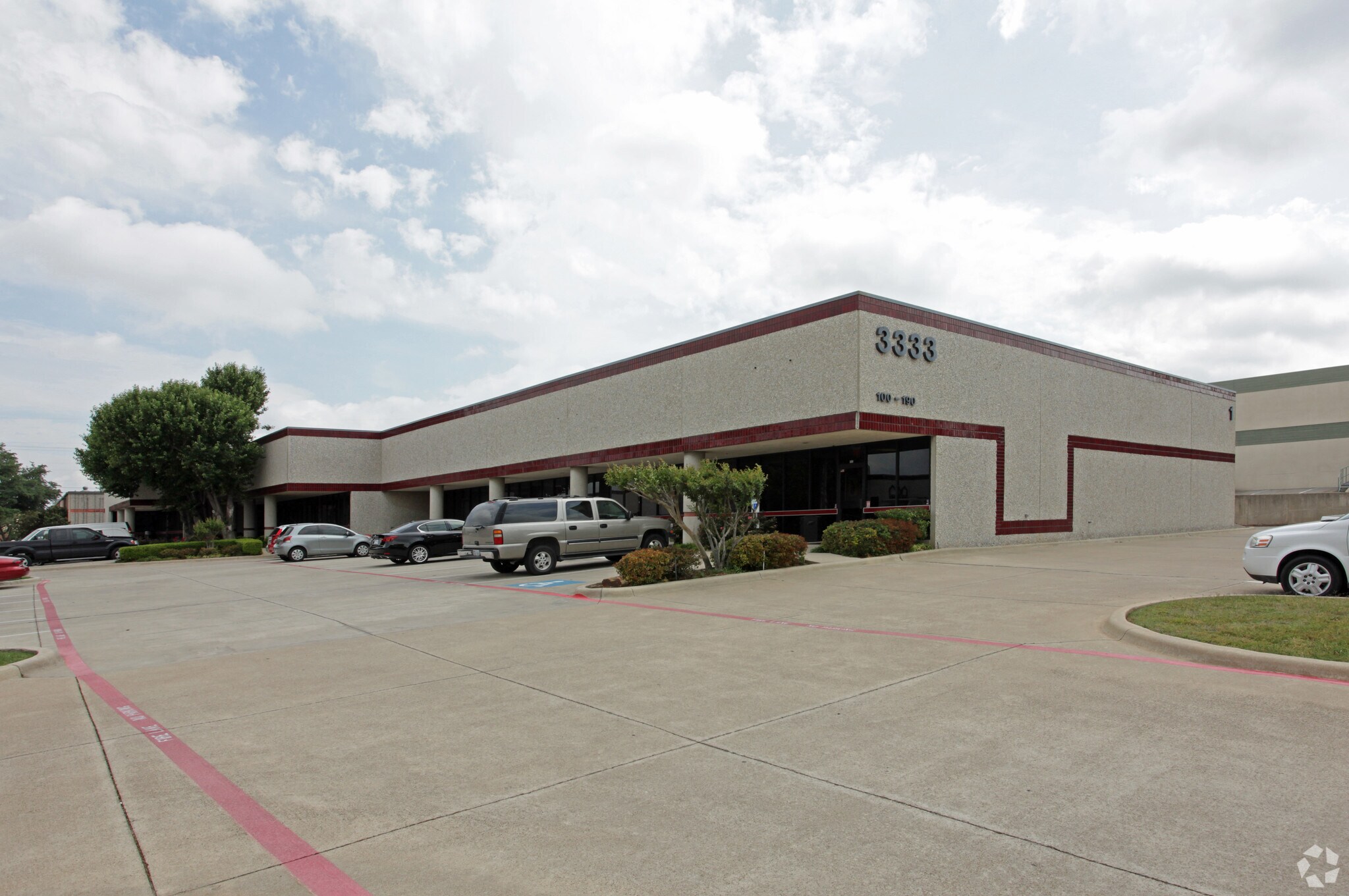 3333 Earhart Dr, Carrollton, TX for lease Building Photo- Image 1 of 4