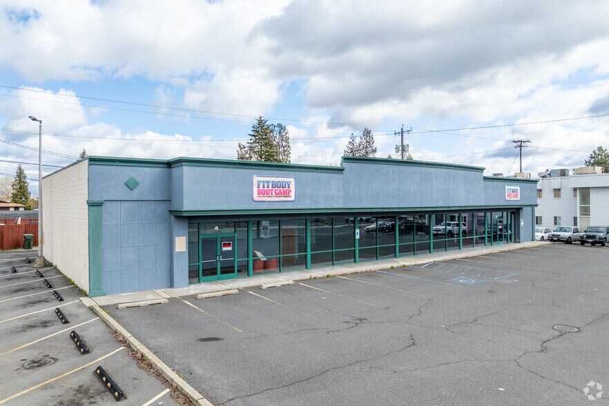 41 E Queen Ave, Spokane, WA à louer - Photo du bâtiment - Image 2 de 5