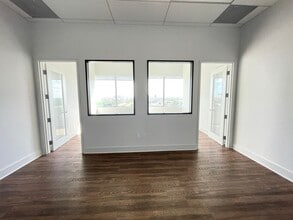 19790 W Dixie Hwy, Aventura, FL à louer Photo intérieure- Image 1 de 2