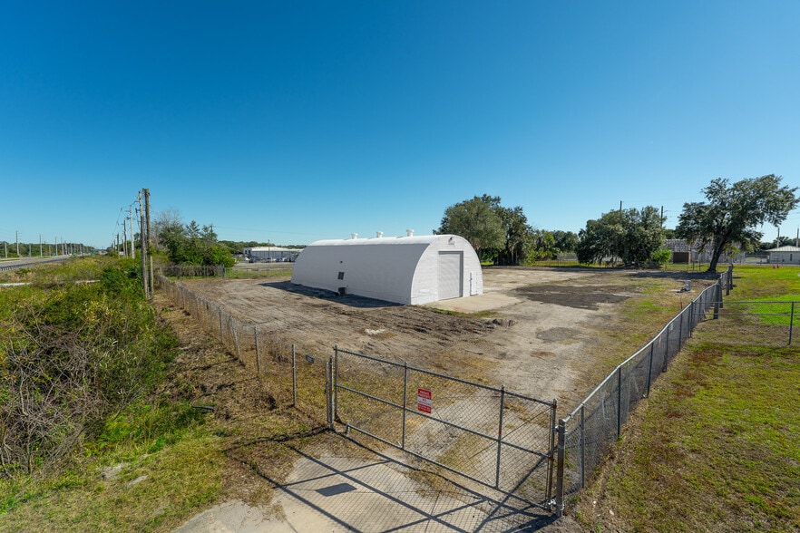 3885 E SR 46, Sanford, FL à louer - Photo du bâtiment - Image 2 de 8