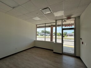 3311 Oberlin Ave, Lorain, OH for lease Interior Photo- Image 1 of 10