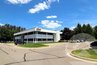 Plus de détails pour 2655 E Oakley Park Rd, Commerce Township, MI - Bureau à vendre