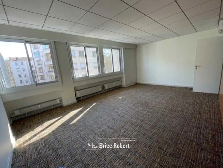 Bureau dans Lyon à vendre - Photo intérieure - Image 2 de 11
