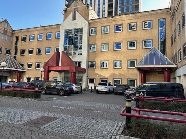 221 Marsh Wall, Londres à louer - Photo du bâtiment - Image 2 de 16