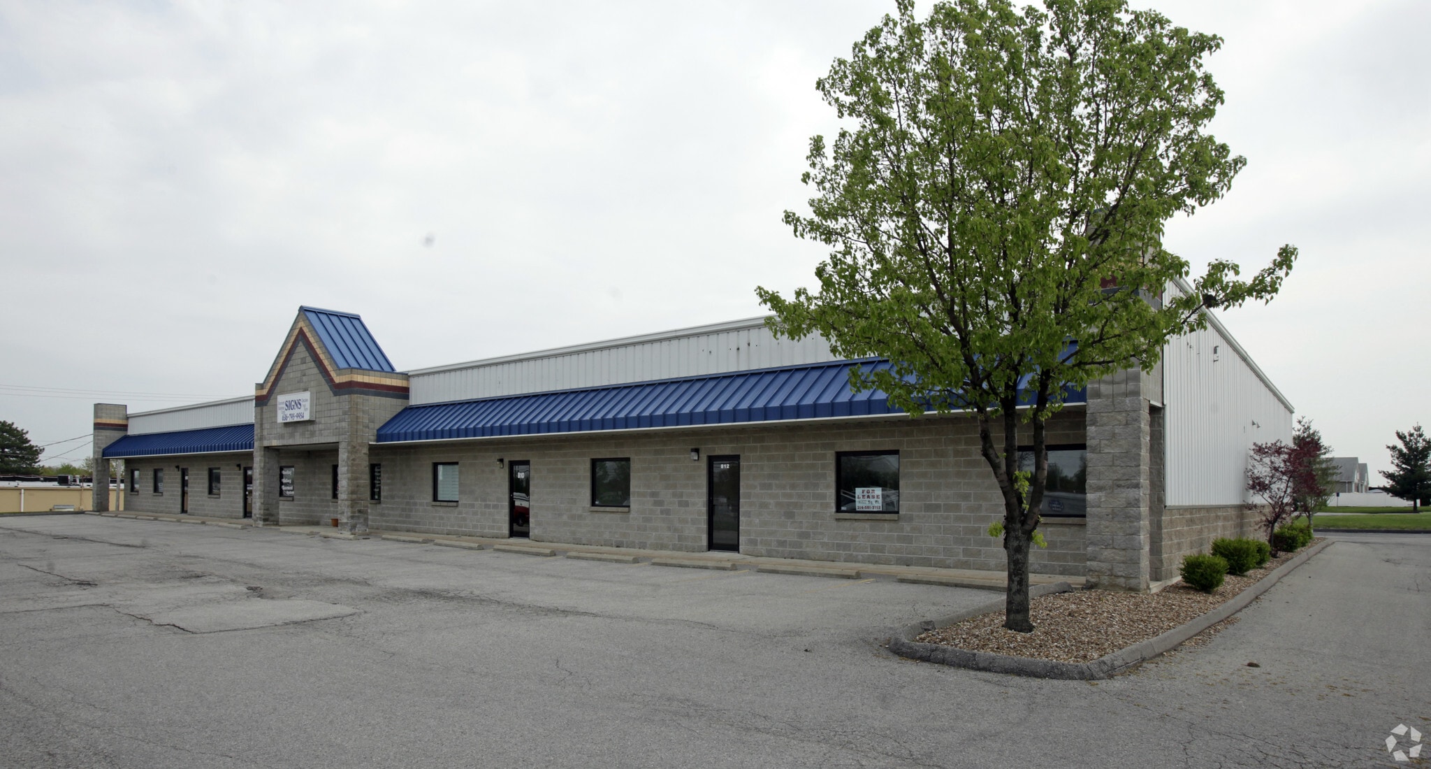 802-814 Mid Point Dr, O'Fallon, MO for lease Primary Photo- Image 1 of 11