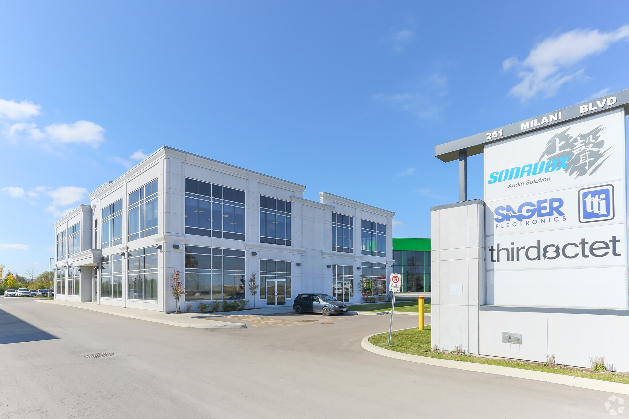261 Milani Blvd, Vaughan, ON à vendre Photo du bâtiment- Image 1 de 1
