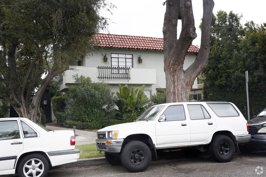 3344 Mentone Ave, Los Angeles, CA à vendre - Photo du bâtiment - Image 2 de 9