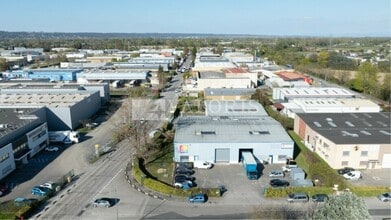 1 Rue Jacques Monod, Vaulx-en-Velin, RHO - Aerial  map view - Image1