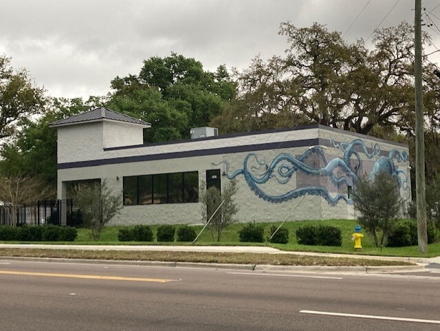 6401 N Nebraska Ave, Tampa, FL for lease Primary Photo- Image 1 of 5