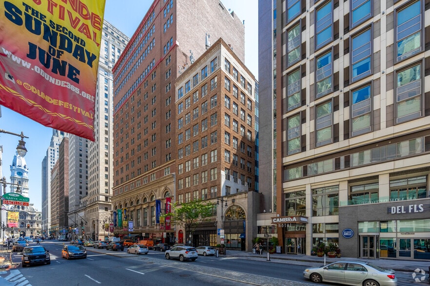 215 S Broad St, Philadelphia, PA for lease - Building Photo - Image 1 of 4